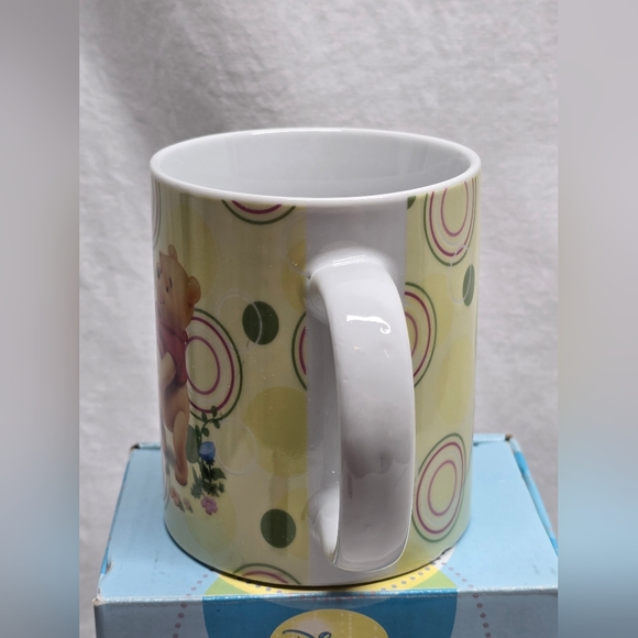 Winnie the Pooh, Eeyore and Piglet Mug - Enesco Easter themed - Picture 5 of 13